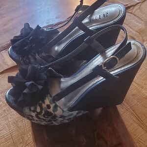 Elegant Black, Blue, and White Wedge Sandals